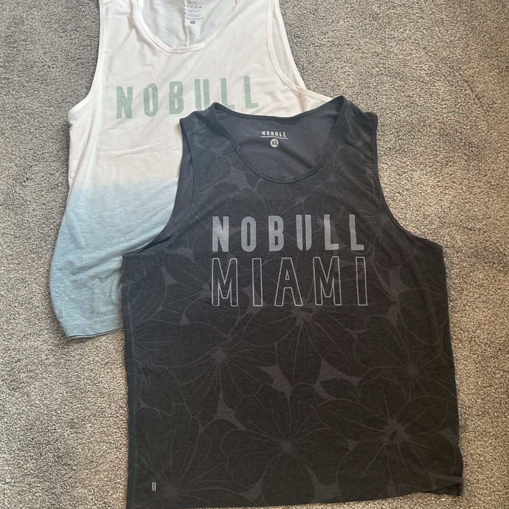 NOBULL Miami Tank Tops - Black and White